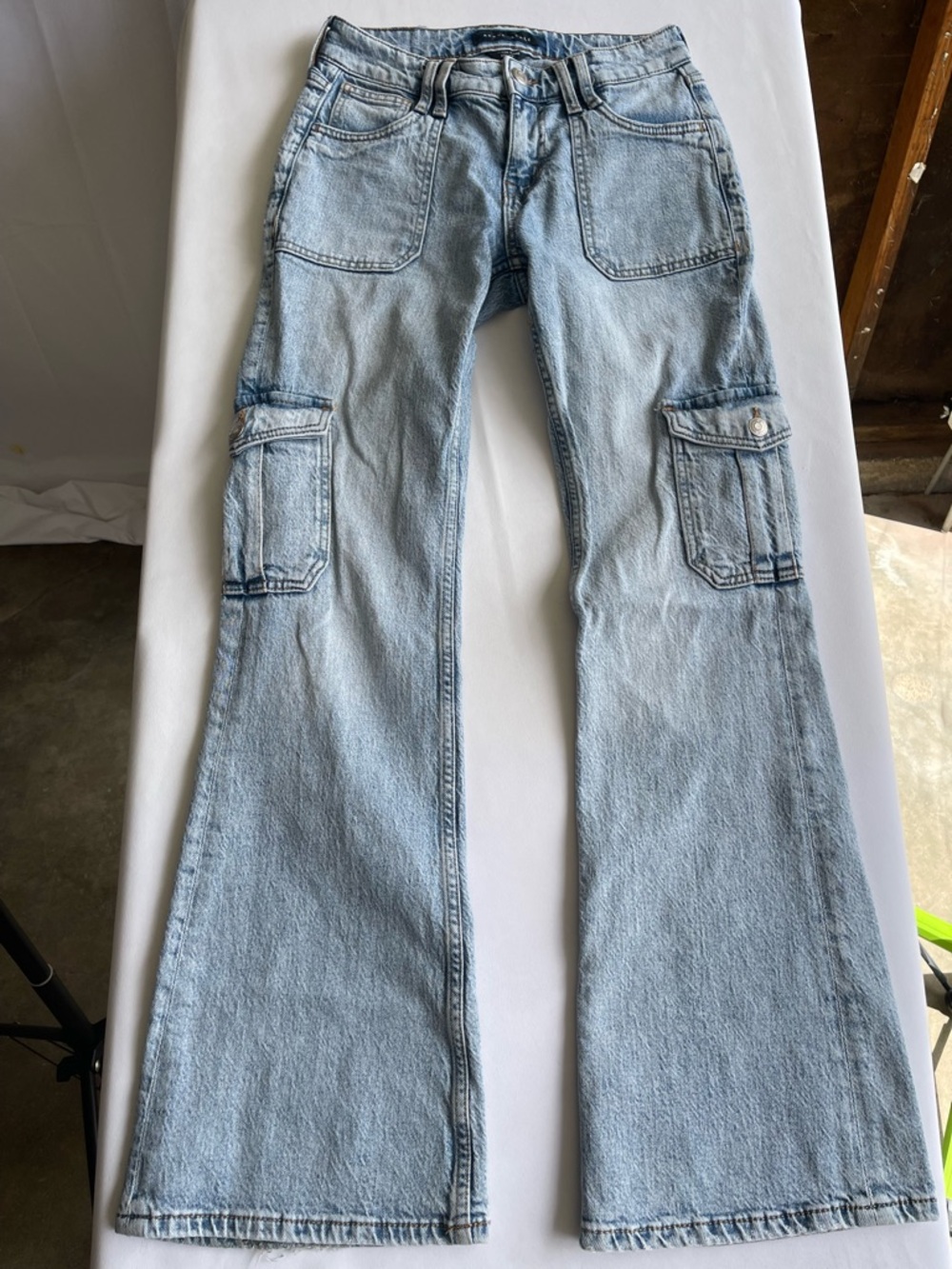 Aeropostale Light Blue High-Rise Cargo Flare Jeans - Women's - Picture 5 of 12